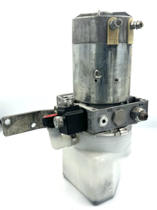 Pompa hydrauliczna z silnikiem 24V BT Toyota LPE LWE SWE - obrazek 3