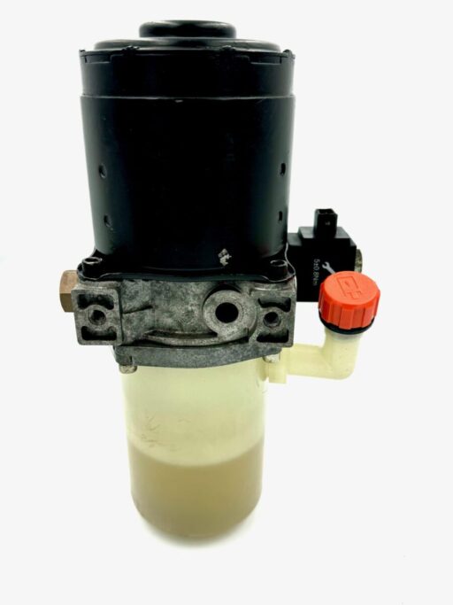 Pompa hydrauliczna z silnikiem 24V BT Toyota LWE140 LWE160 - obrazek 2